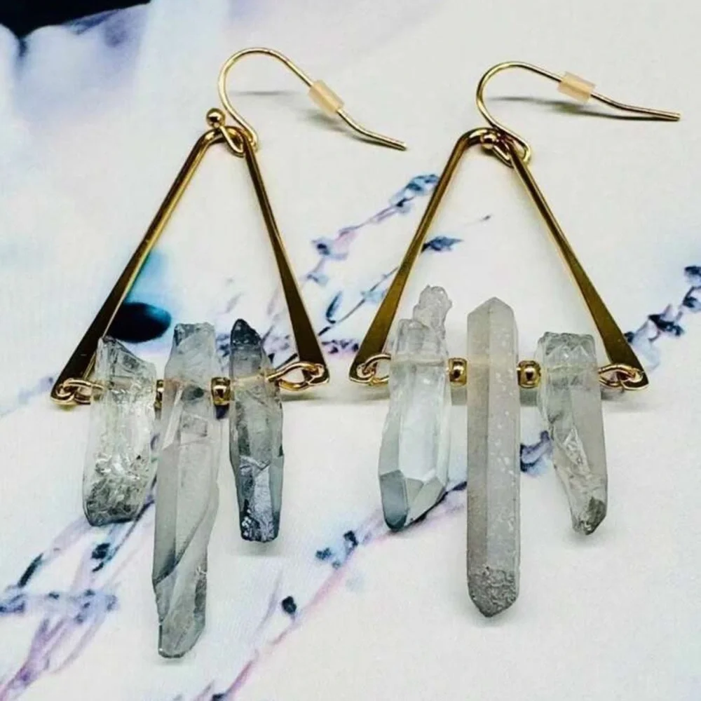 💎 Crystal Drop Earrings 💎 - Picture 3 of 3